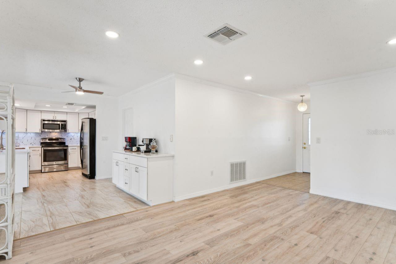 Image 8 of 55 For 8702 Seeley Lane