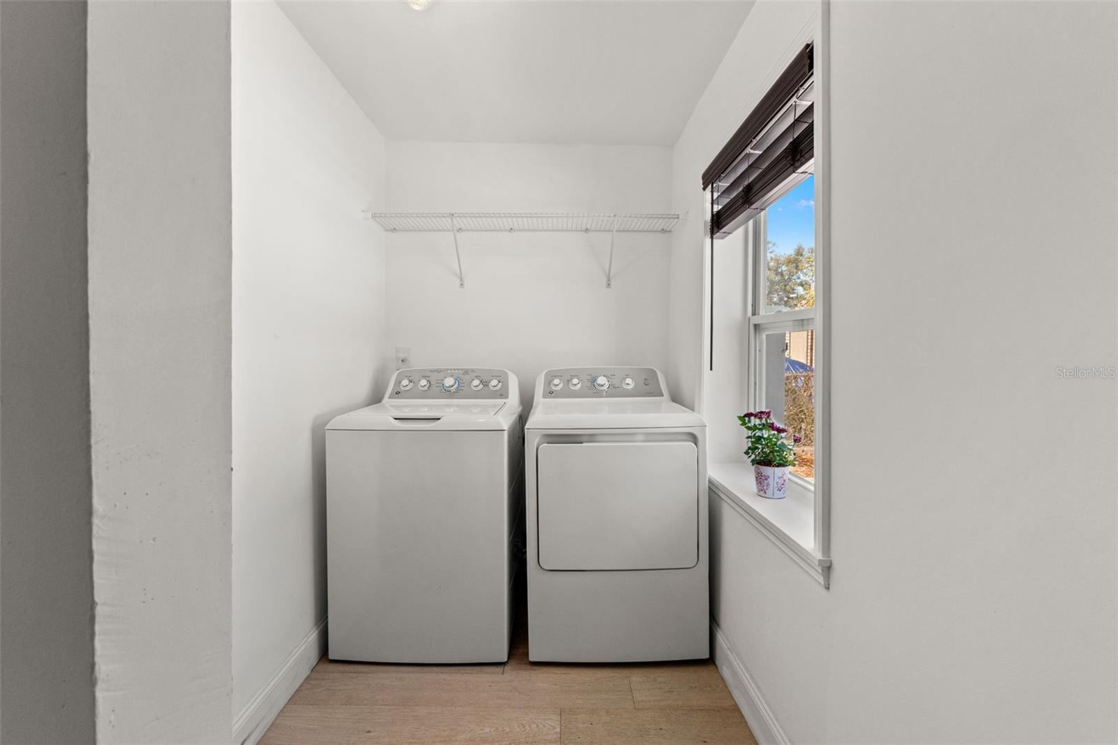 Listing photo id 22 for 3711 12th Street