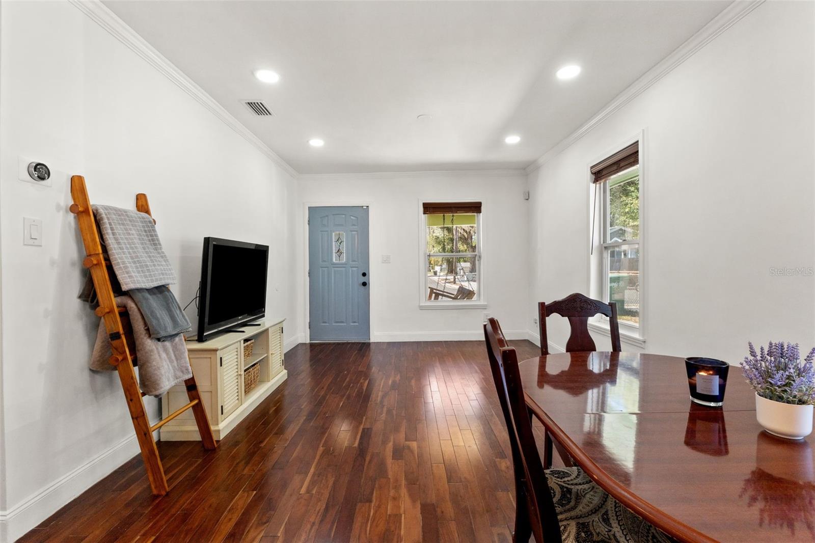 Listing photo id 23 for 3711 12th Street