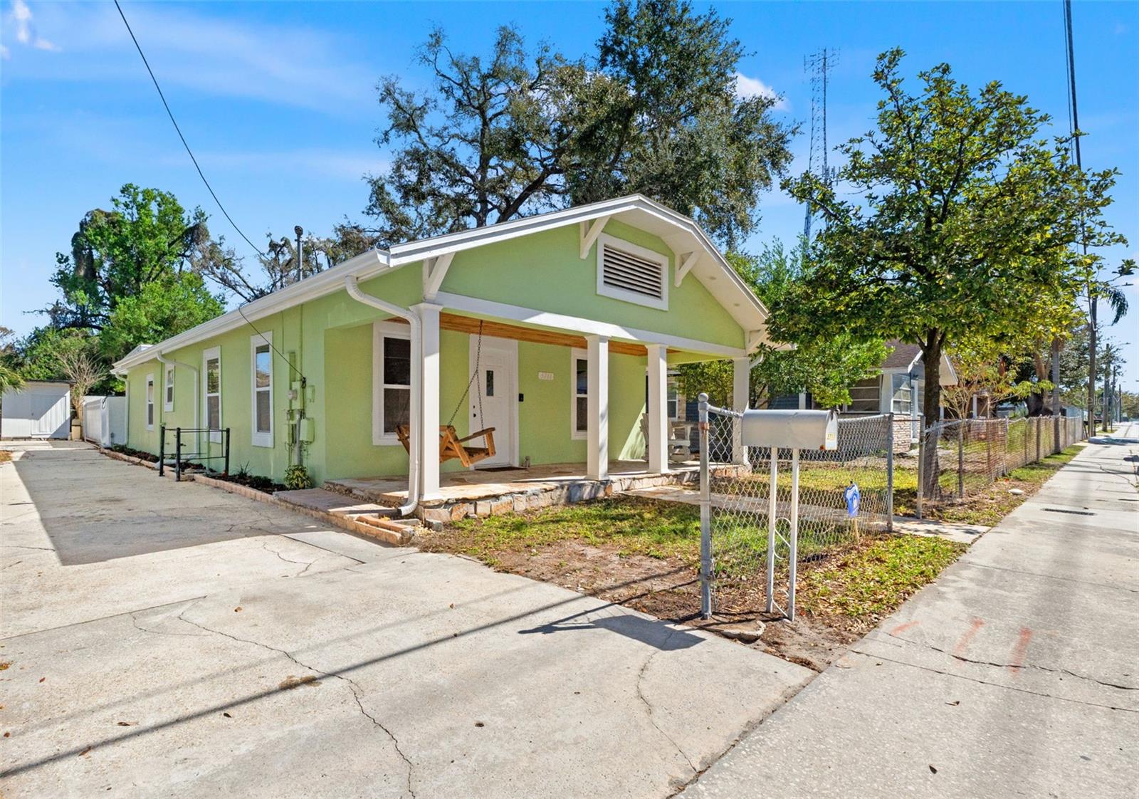 Listing photo id 31 for 3711 12th Street