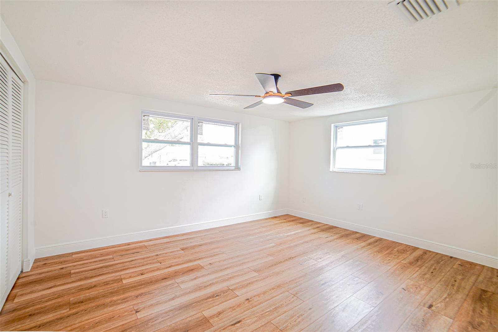 Image 21 of 28 For 6830 Amarillo Street