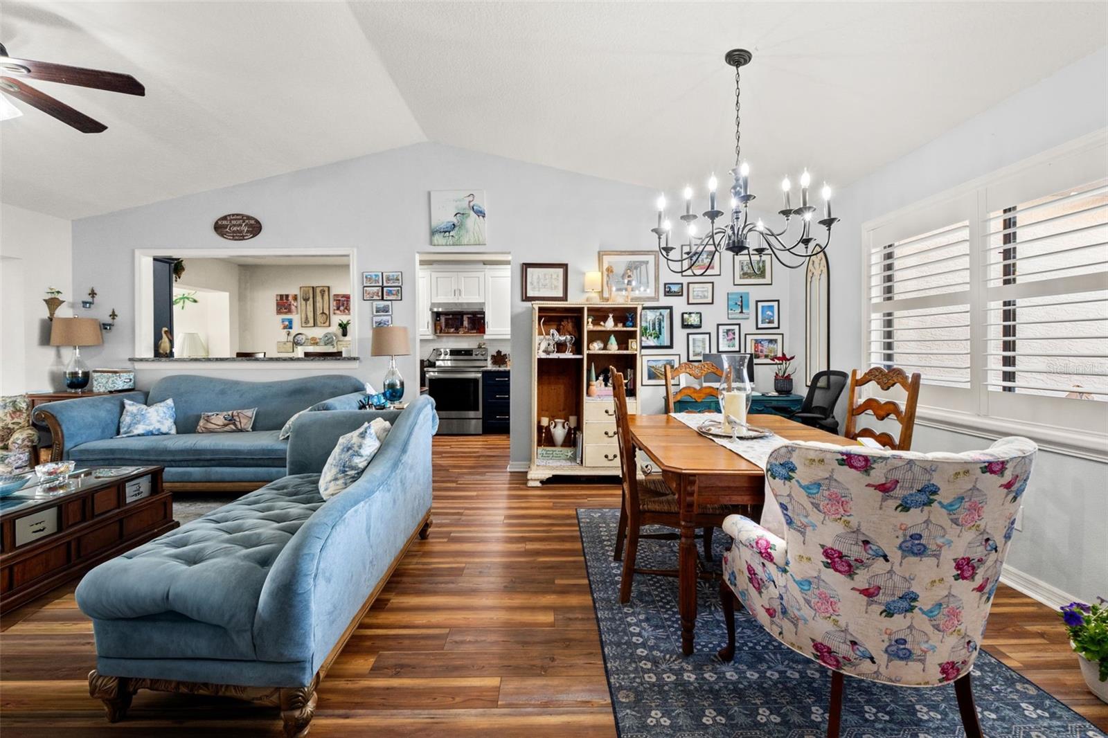 Image 15 of 48 For 7427 Heather Walk Drive