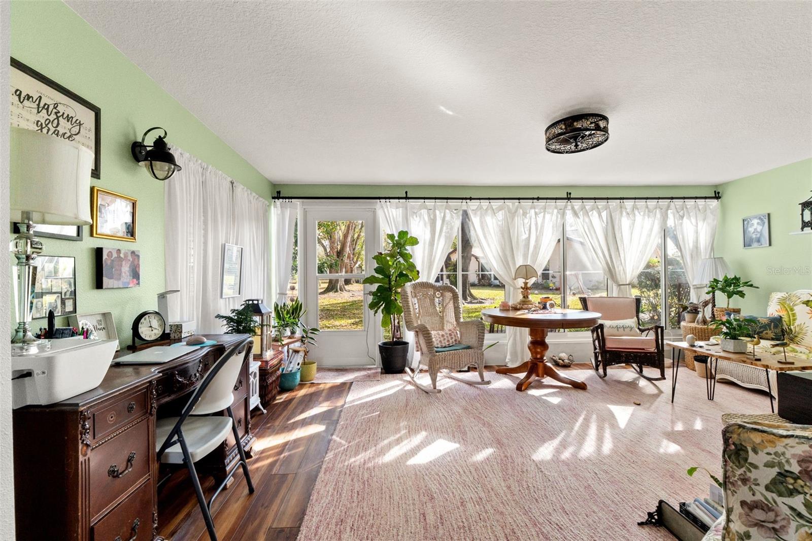 Image 20 of 48 For 7427 Heather Walk Drive