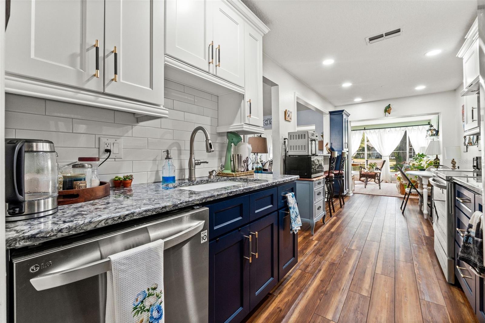 Image 26 of 48 For 7427 Heather Walk Drive