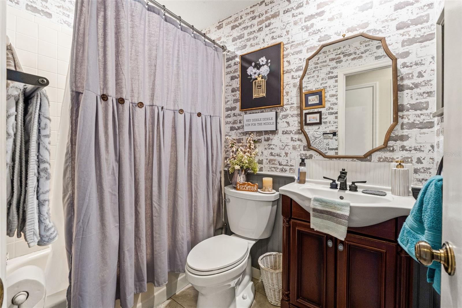 Image 40 of 48 For 7427 Heather Walk Drive