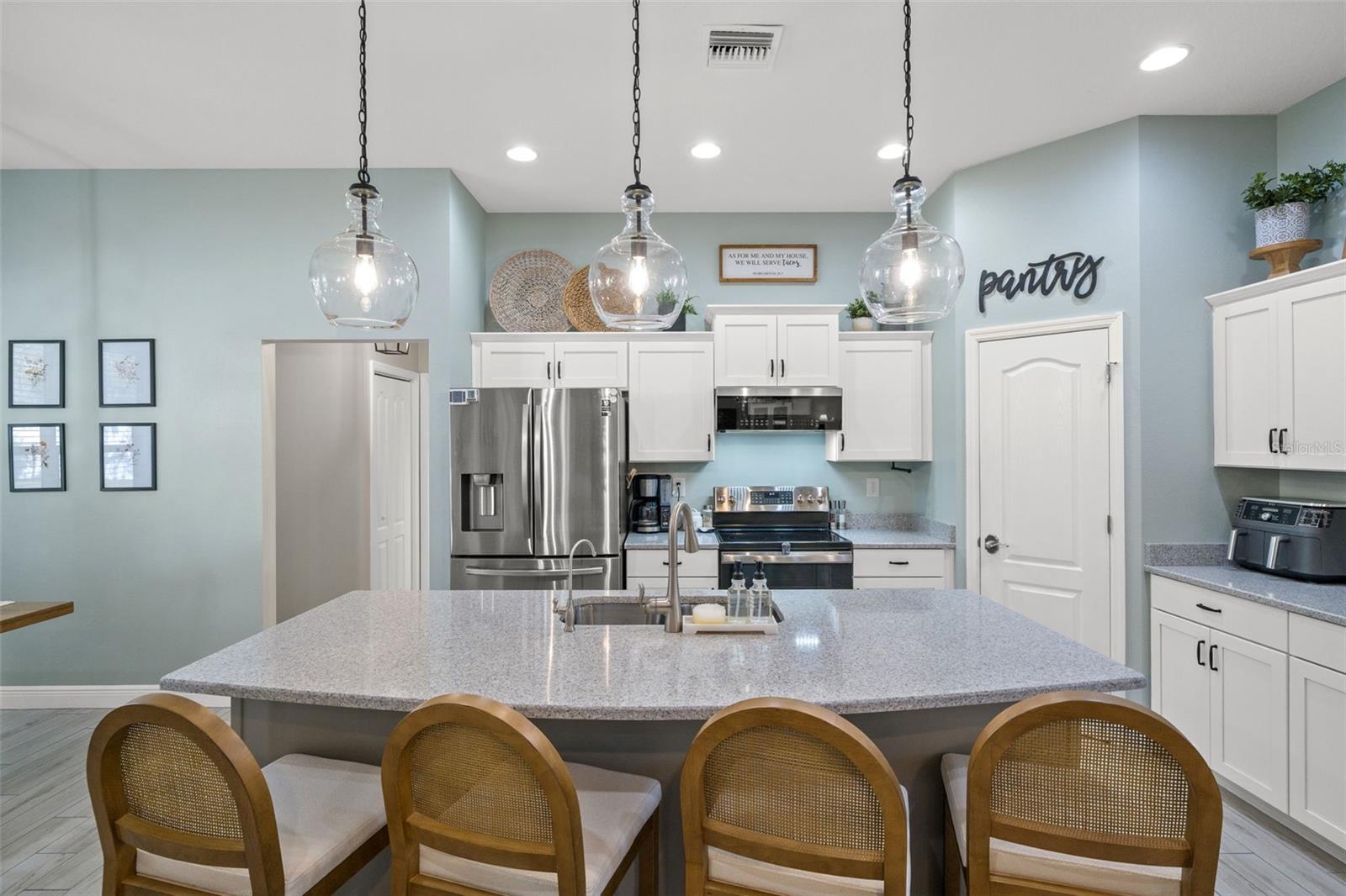 Image 17 of 45 For 8392 Christopher Lane