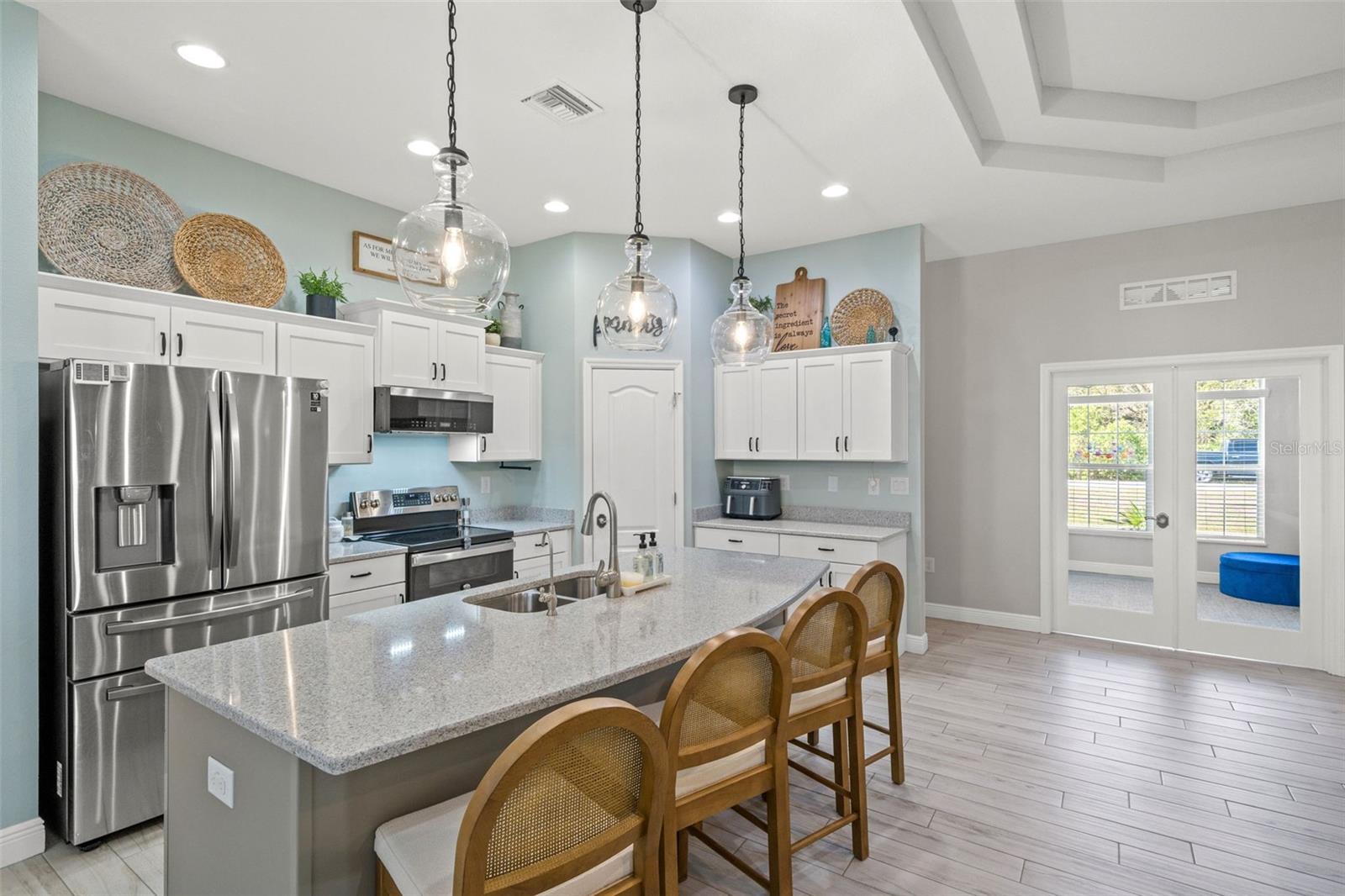 Image 4 of 45 For 8392 Christopher Lane