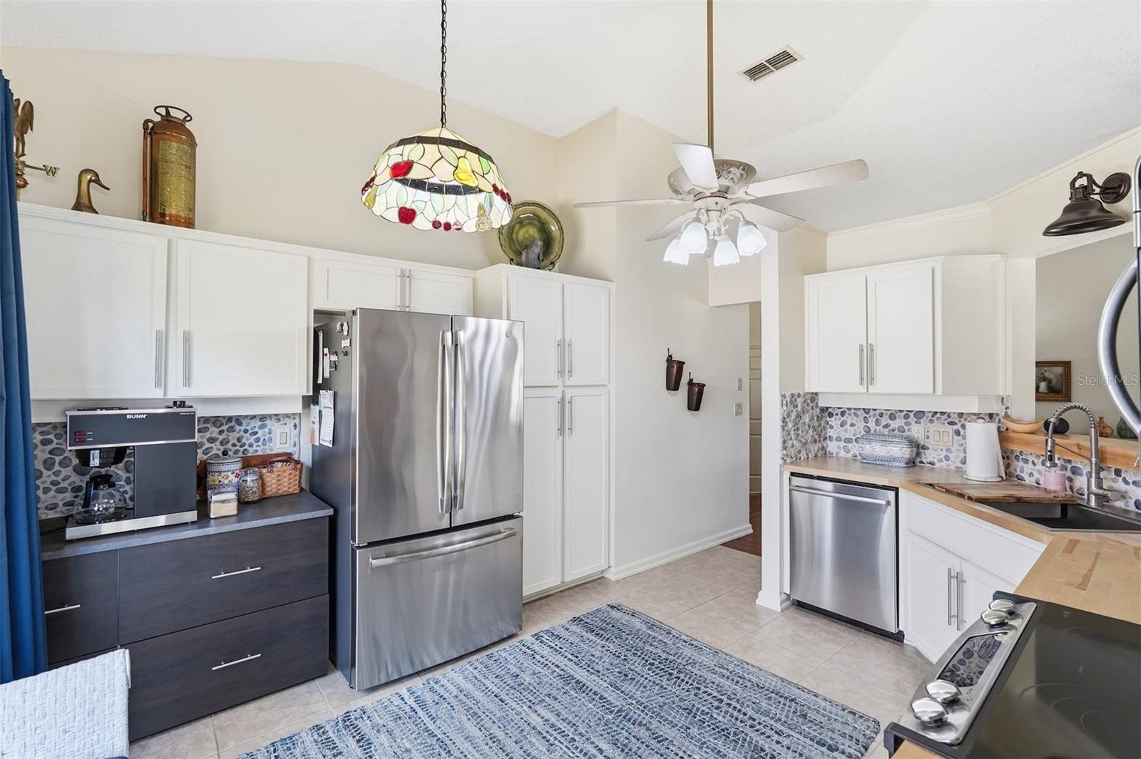 Image 13 of 50 For 13037 Hillyer Lane