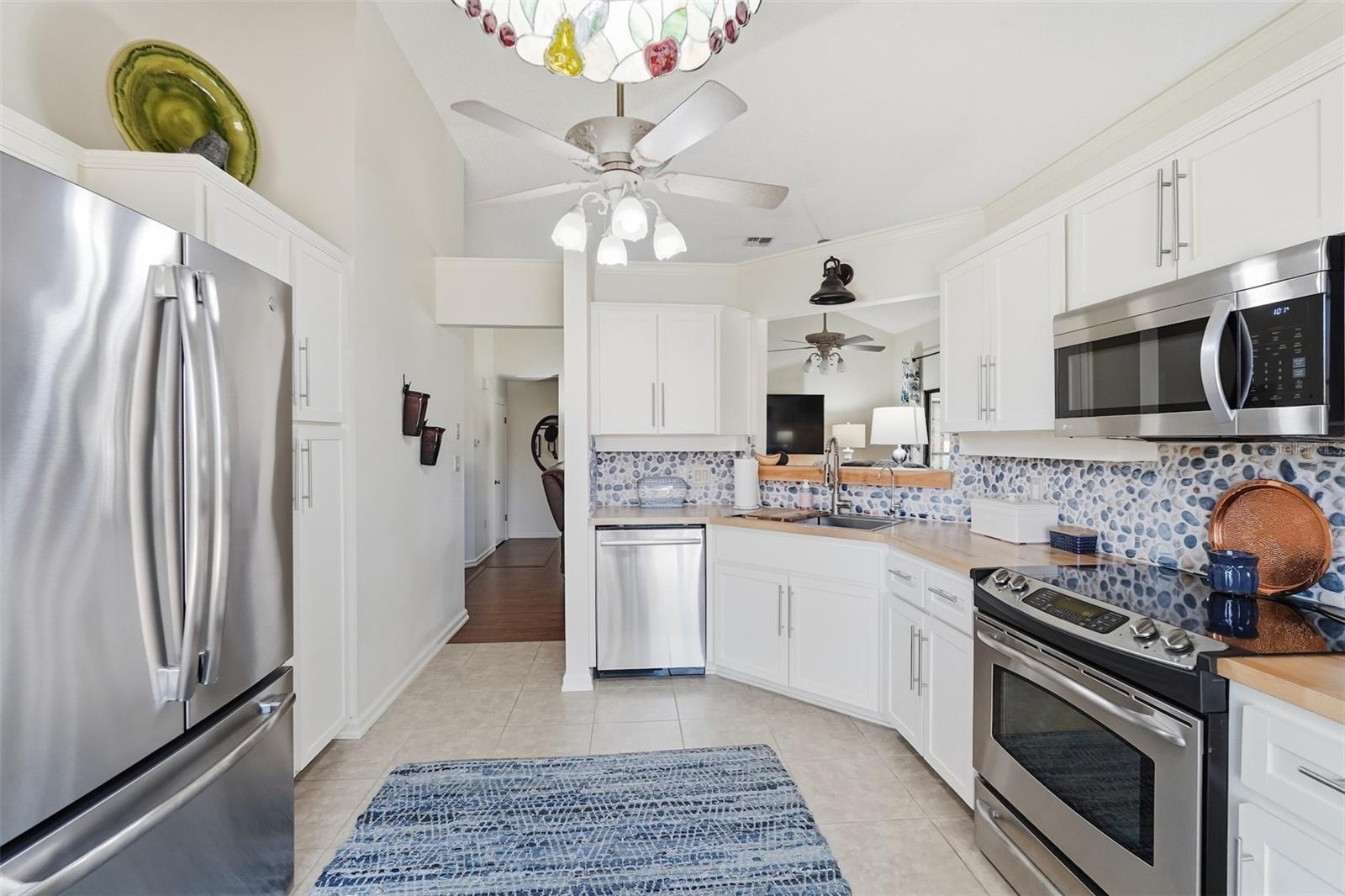 Image 16 of 50 For 13037 Hillyer Lane