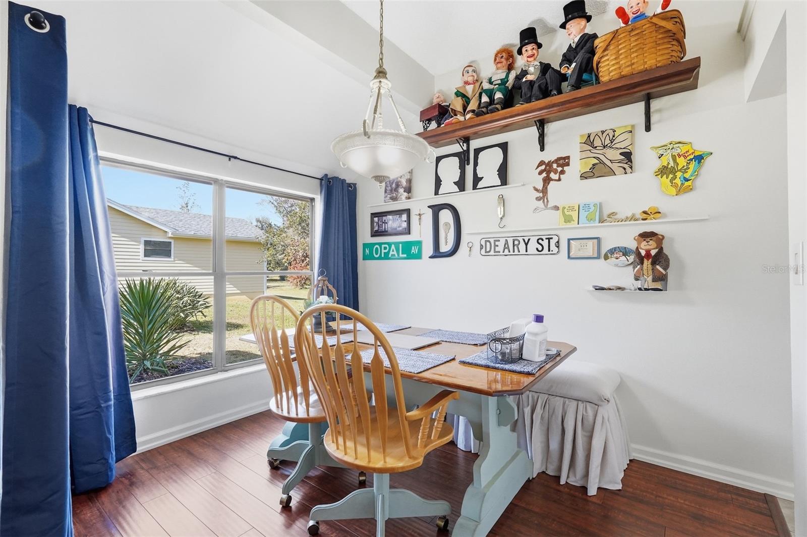 Image 17 of 50 For 13037 Hillyer Lane