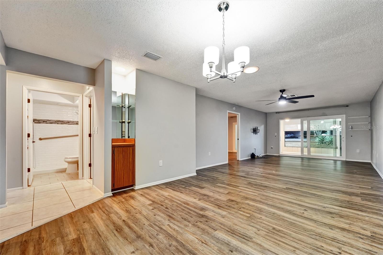 Image 10 of 28 For 8330 High Point Circle 6