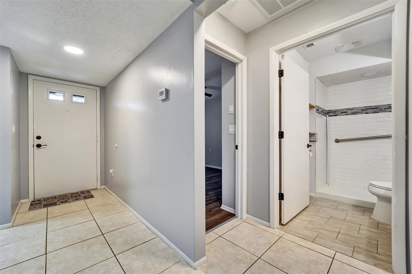 Image 15 of 28 For 8330 High Point Circle 6