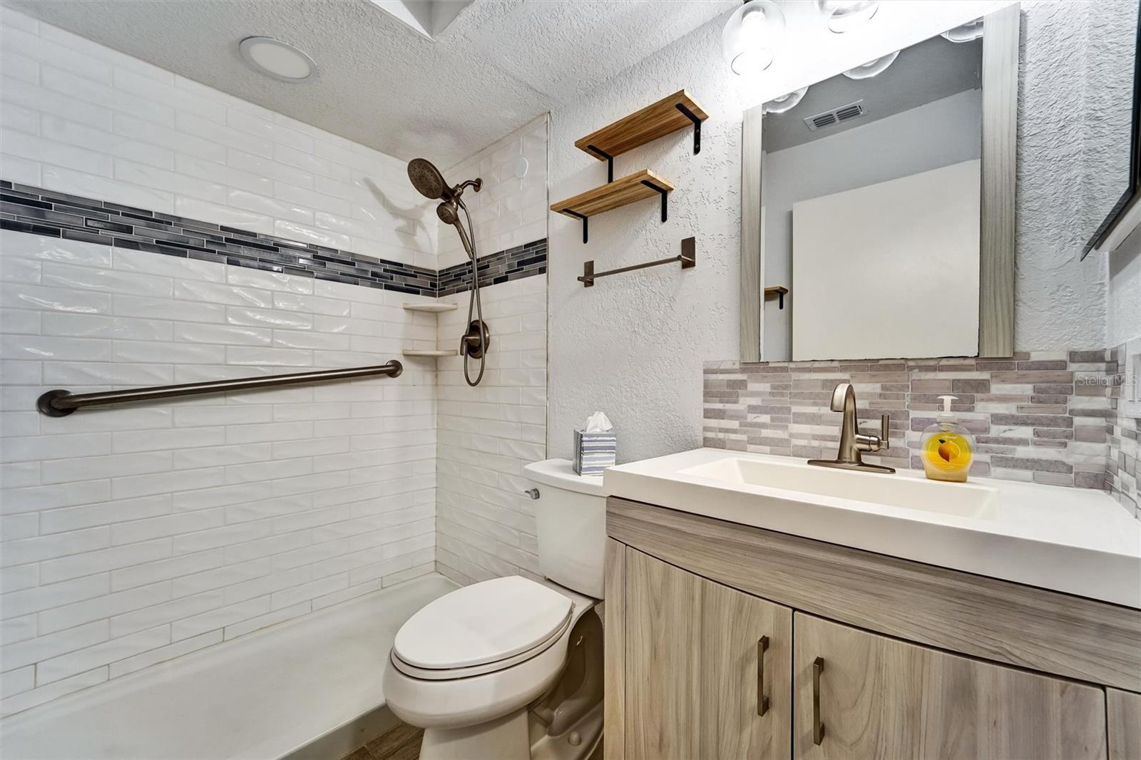 Image 3 of 28 For 8330 High Point Circle 6