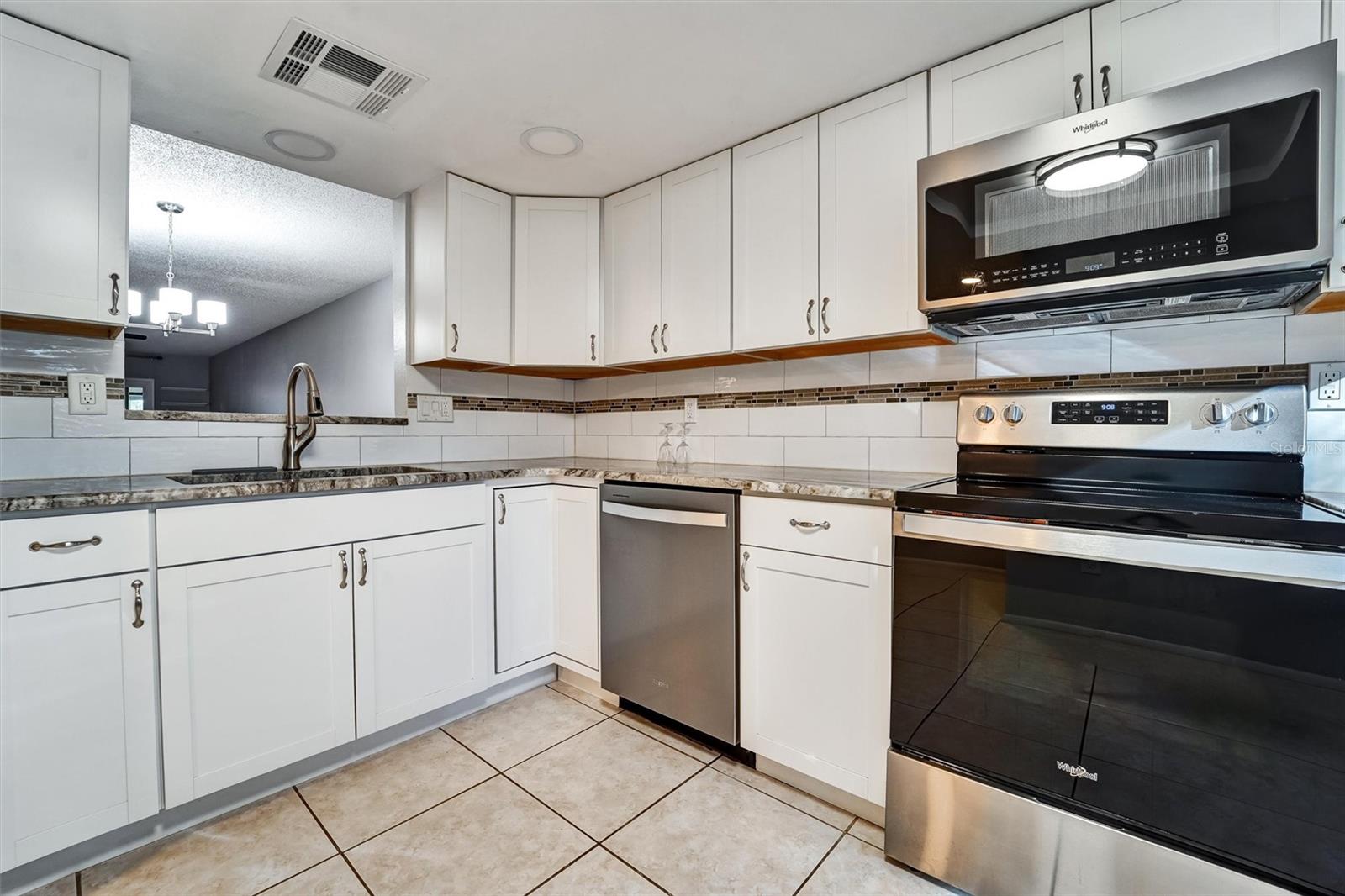 Image 8 of 28 For 8330 High Point Circle 6