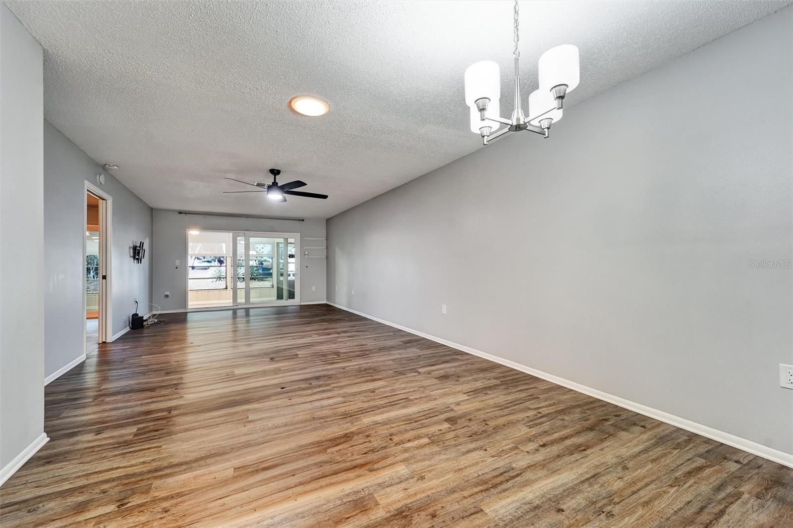 Image 9 of 28 For 8330 High Point Circle 6