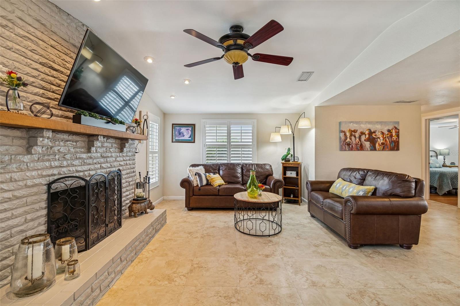 Image 10 of 27 For 7025 Sonata Drive