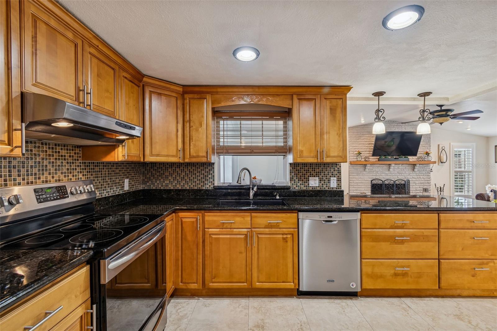 Image 13 of 27 For 7025 Sonata Drive