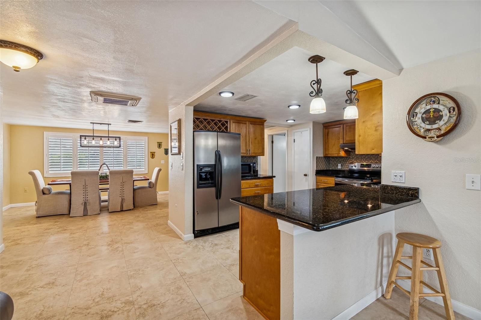 Image 17 of 27 For 7025 Sonata Drive