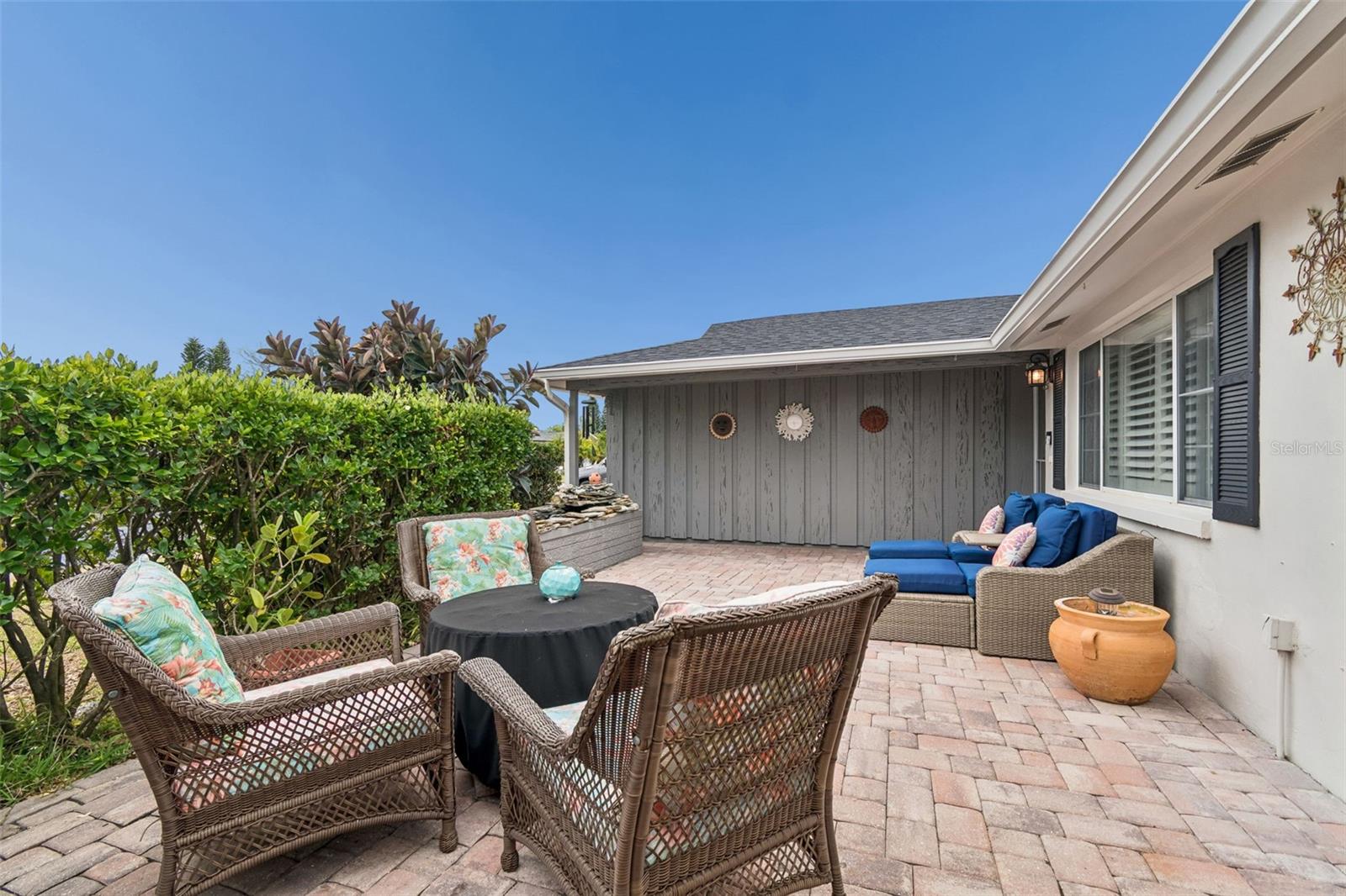 Image 6 of 27 For 7025 Sonata Drive