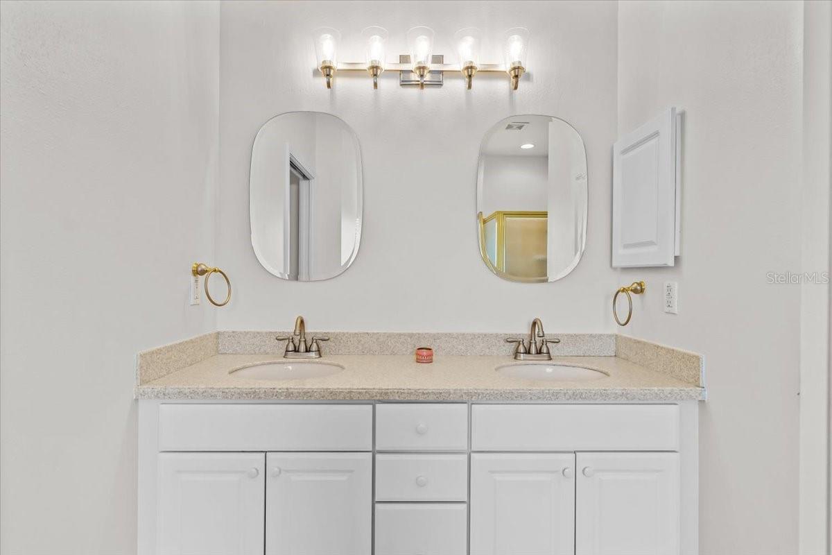 Image 26 of 44 For 15604 Durango Circle