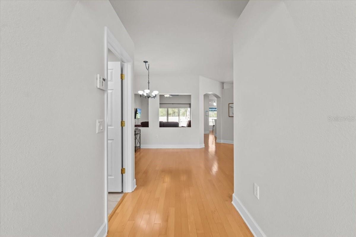 Image 7 of 44 For 15604 Durango Circle