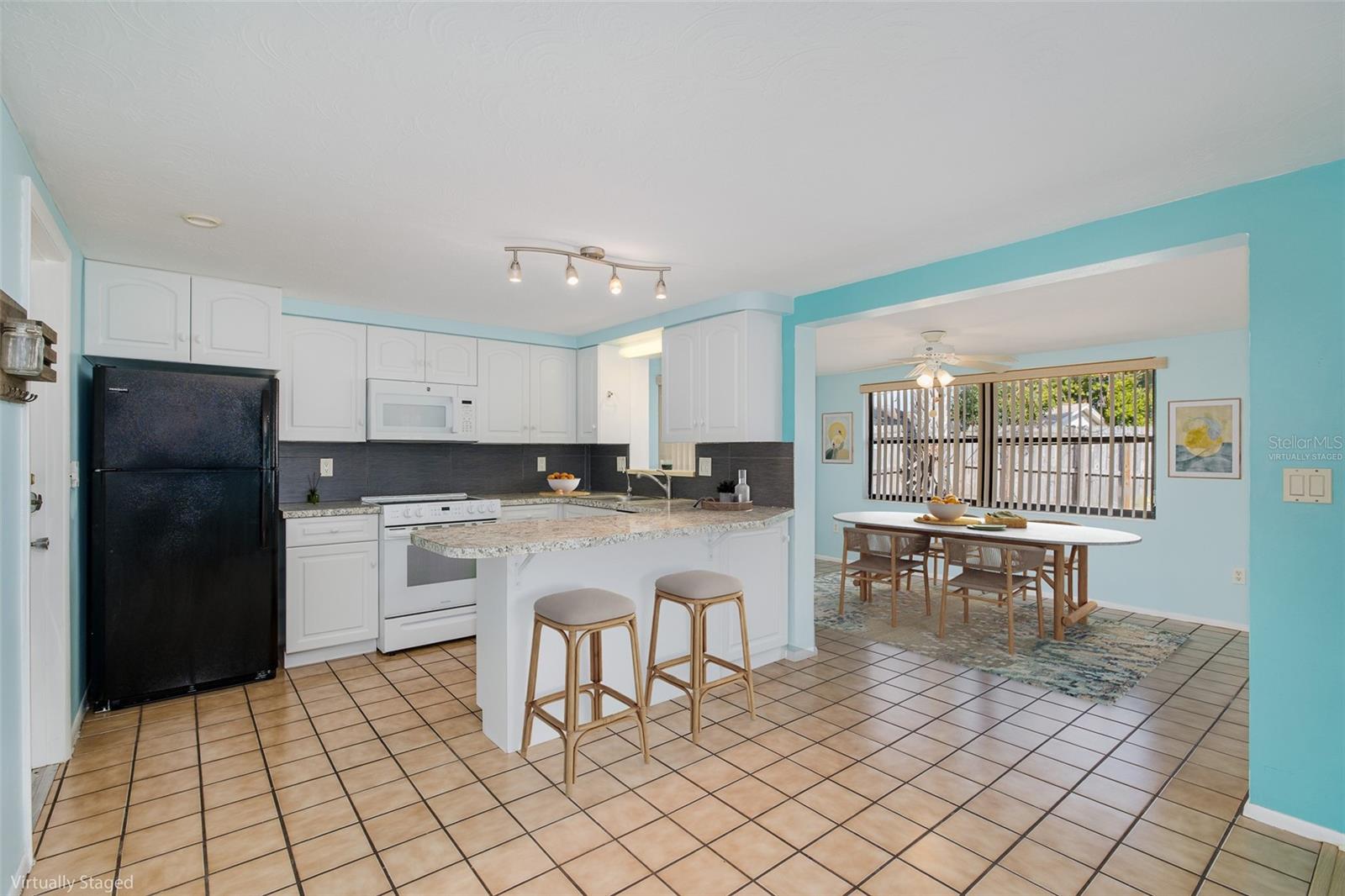 Image 9 of 21 For 3543 Hoover Drive