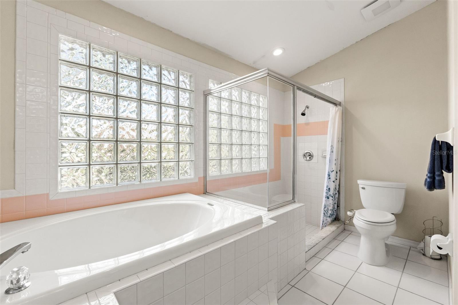 Image 19 of 65 For 958 Ridgewood Terrace