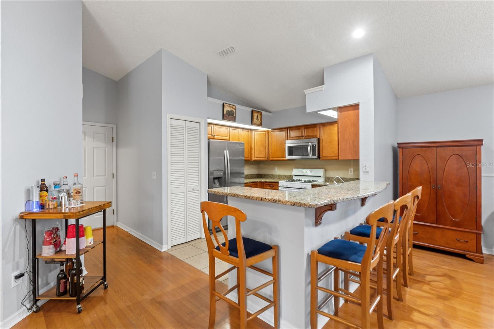 Image 26 of 65 For 958 Ridgewood Terrace