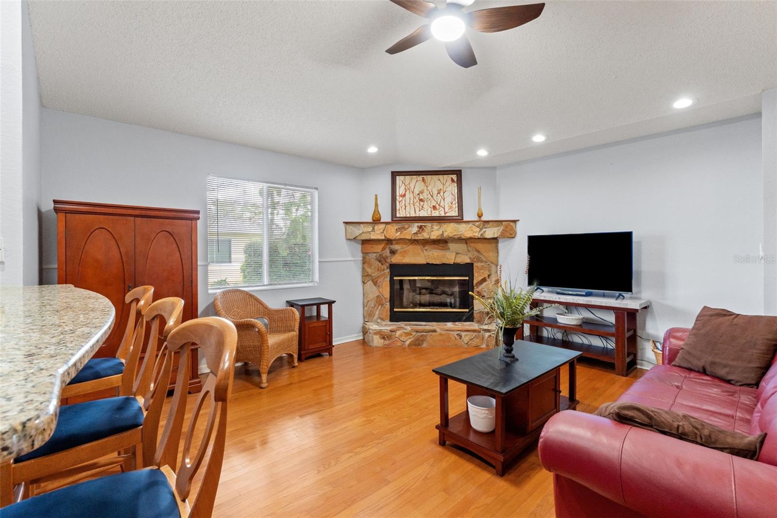 Image 31 of 65 For 958 Ridgewood Terrace