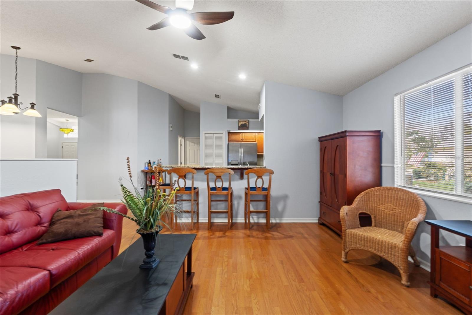 Image 32 of 65 For 958 Ridgewood Terrace