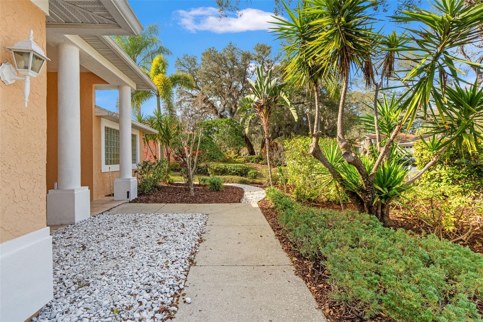 Image 4 of 65 For 958 Ridgewood Terrace