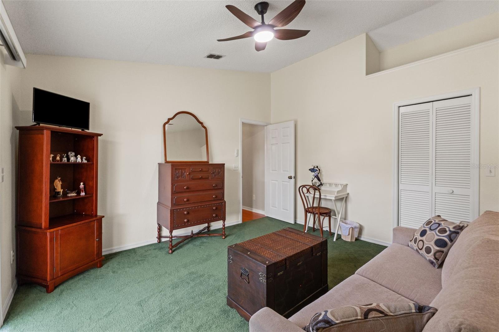 Image 43 of 65 For 958 Ridgewood Terrace