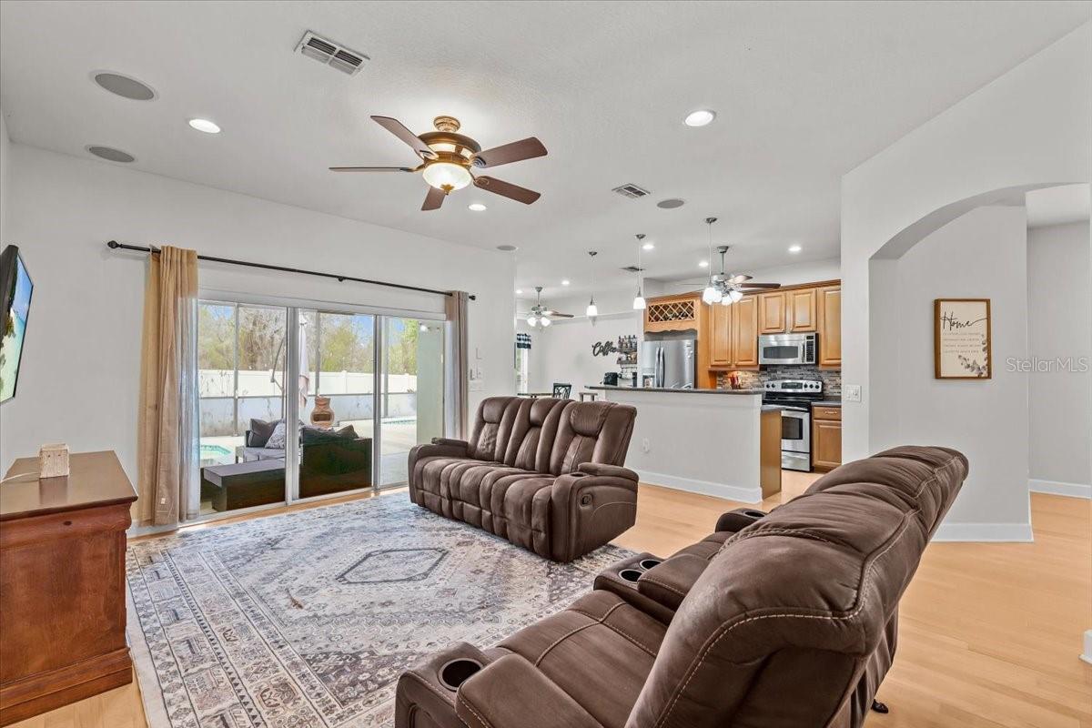 Image 20 of 45 For 15604 Durango Circle