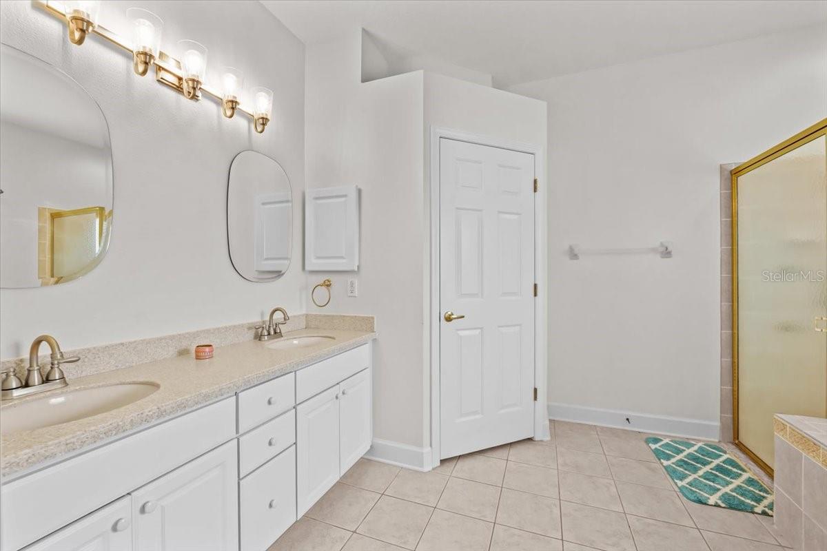 Image 28 of 45 For 15604 Durango Circle