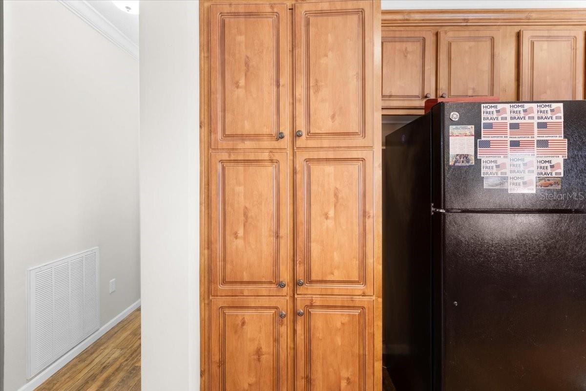 Image 13 of 46 For 19611 Manecke Road