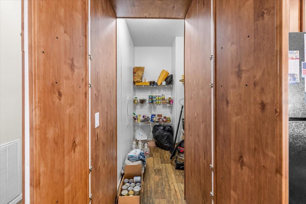 Image 14 of 46 For 19611 Manecke Road