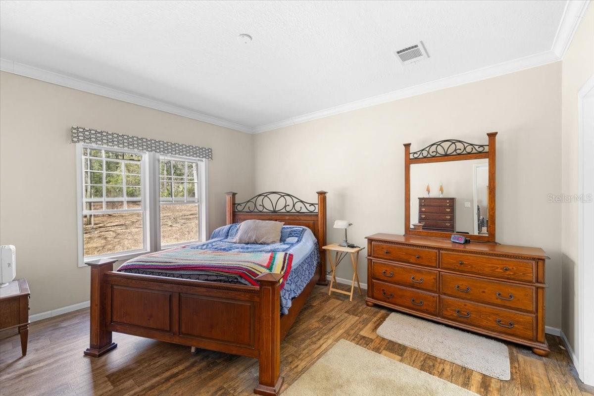 Image 17 of 46 For 19611 Manecke Road