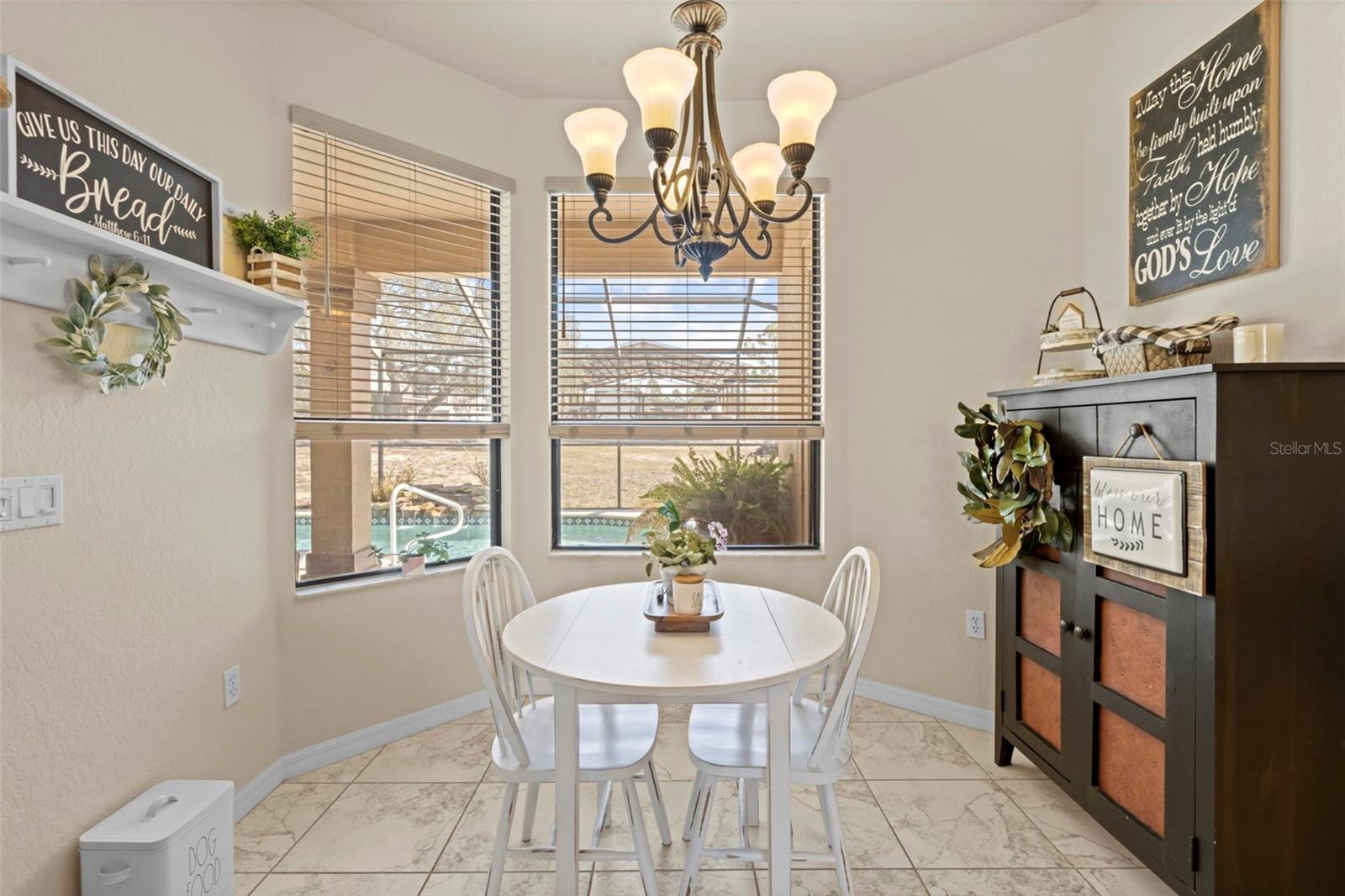 Image 17 of 50 For 11014 Wren Road