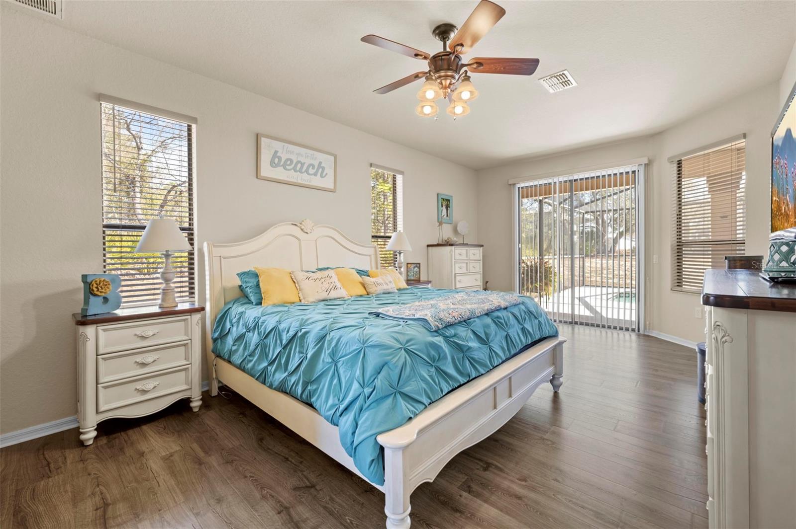 Image 18 of 50 For 11014 Wren Road