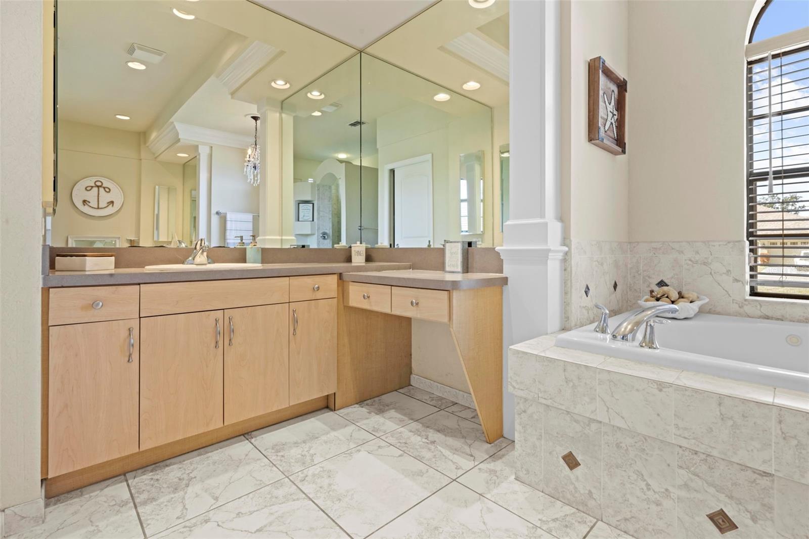 Image 22 of 50 For 11014 Wren Road