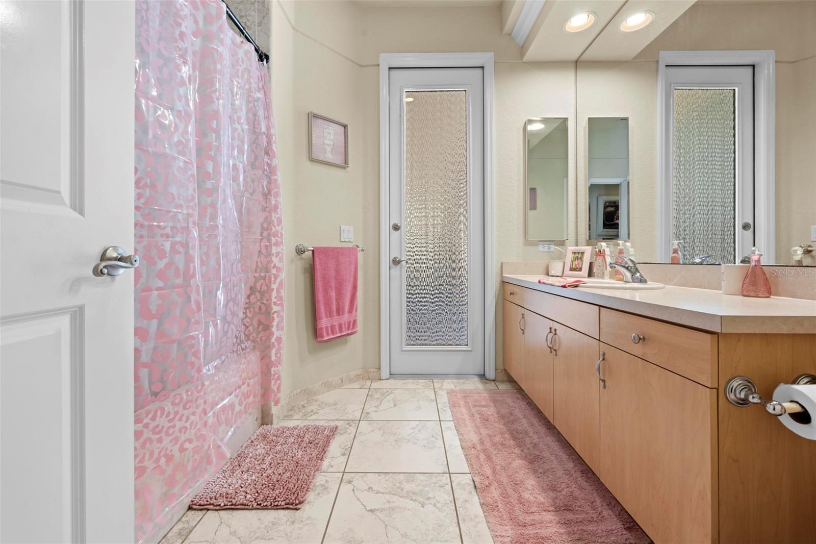 Image 30 of 50 For 11014 Wren Road