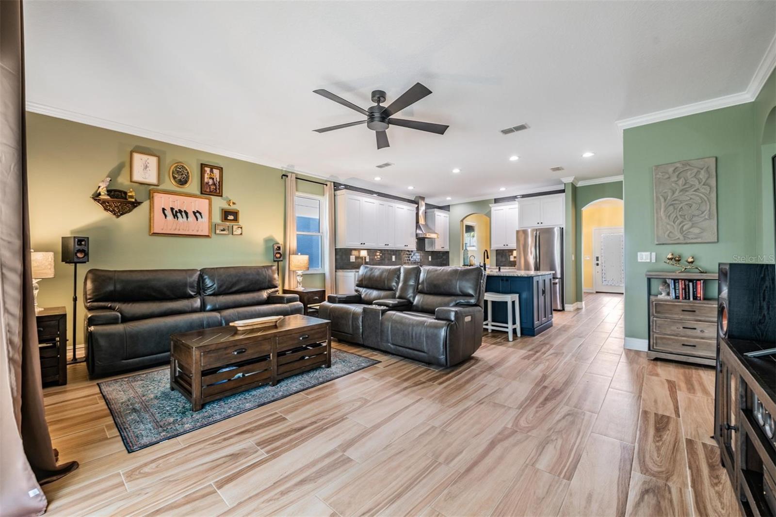 Image 14 of 44 For 12902 Tikal Way