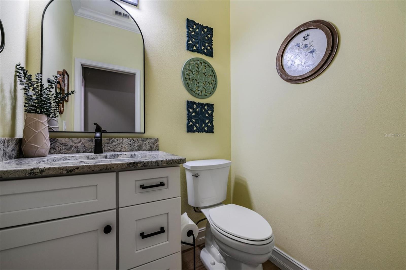 Image 33 of 44 For 12902 Tikal Way