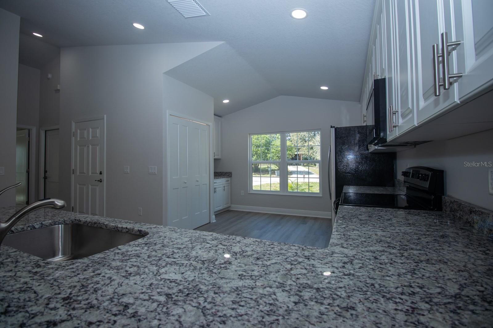 Image 16 of 35 For 5422 Charles Street