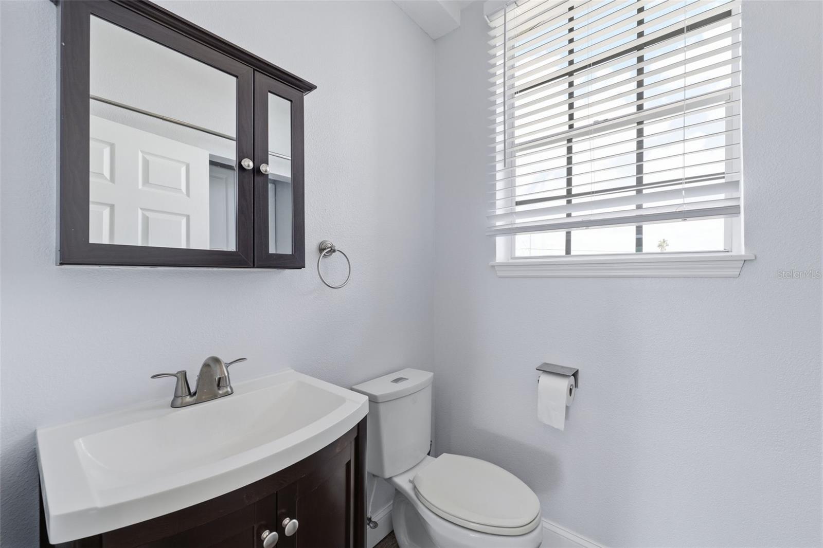 Image 18 of 51 For 13741 Judy Avenue