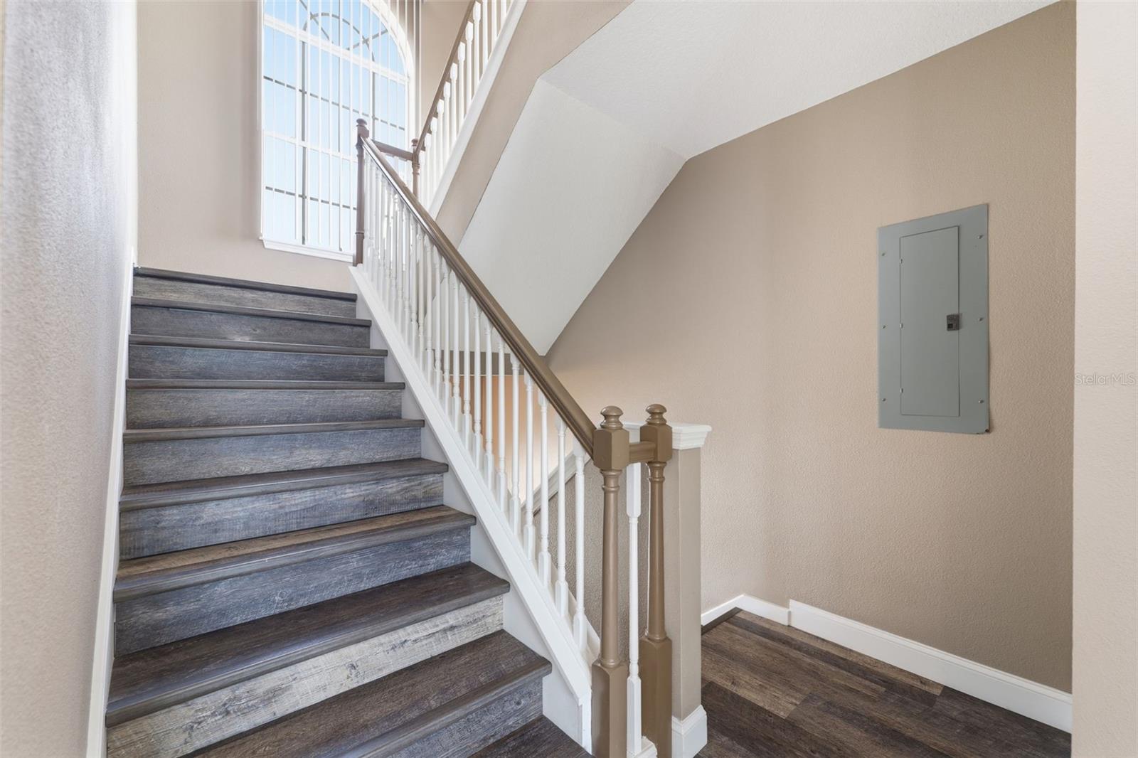 Image 19 of 51 For 13741 Judy Avenue