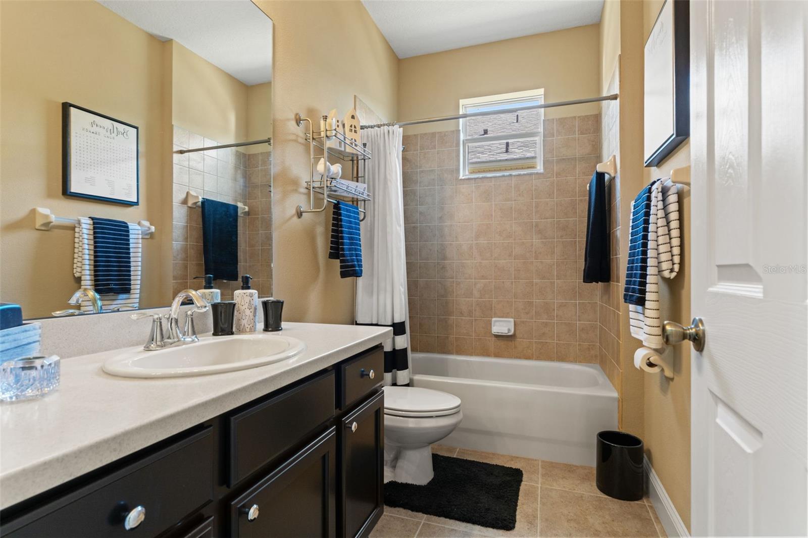 Image 41 of 69 For 3303 Stonegate Falls Drive