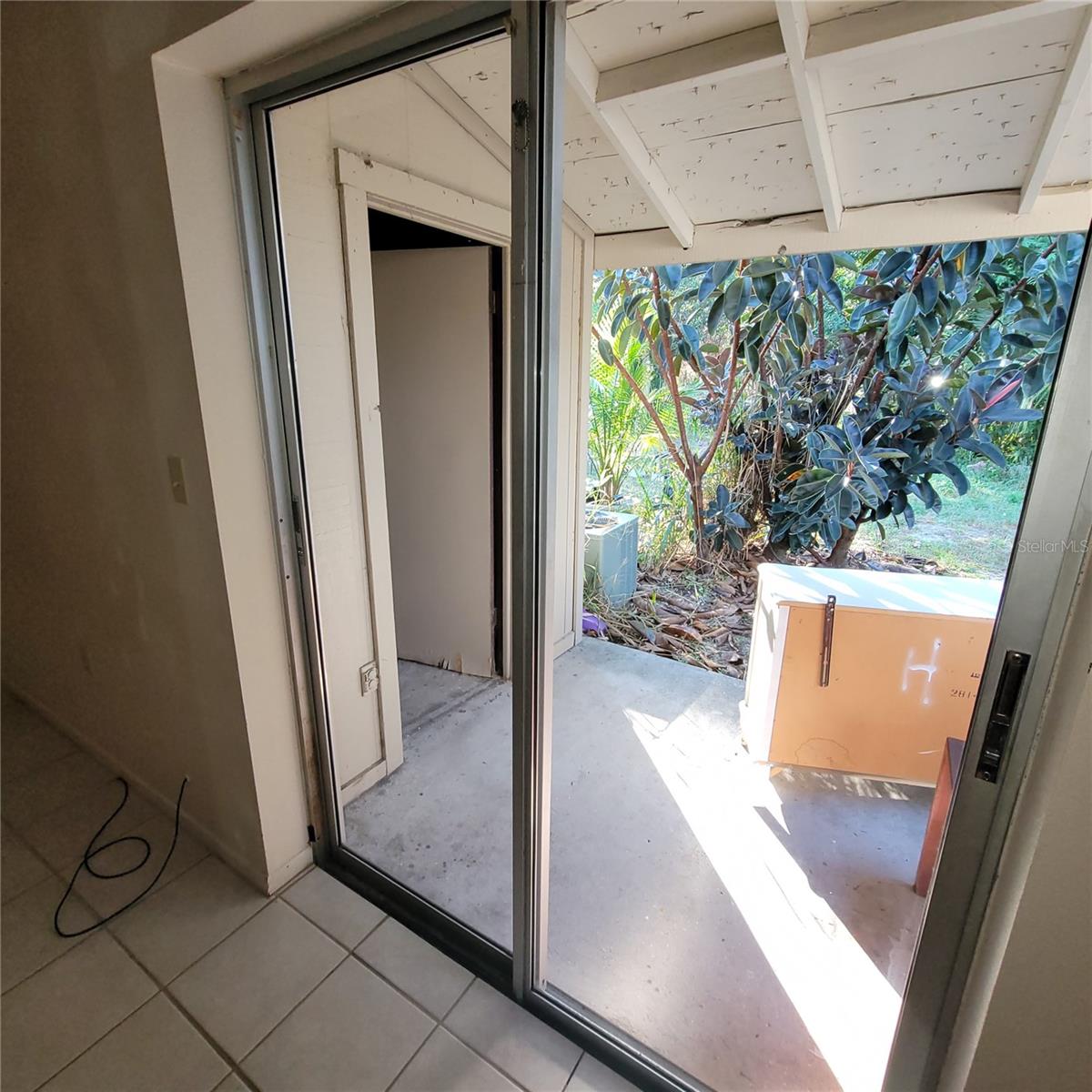 Image 9 of 11 For 297 Jeru Boulevard 297-c