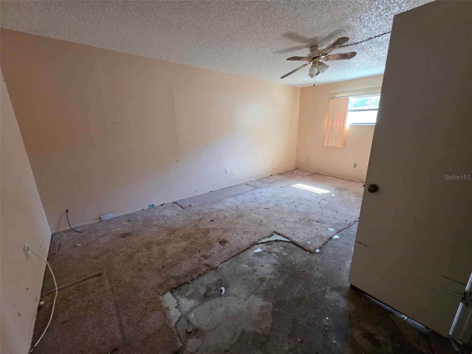 Image 11 of 21 For 1364 Dill Avenue