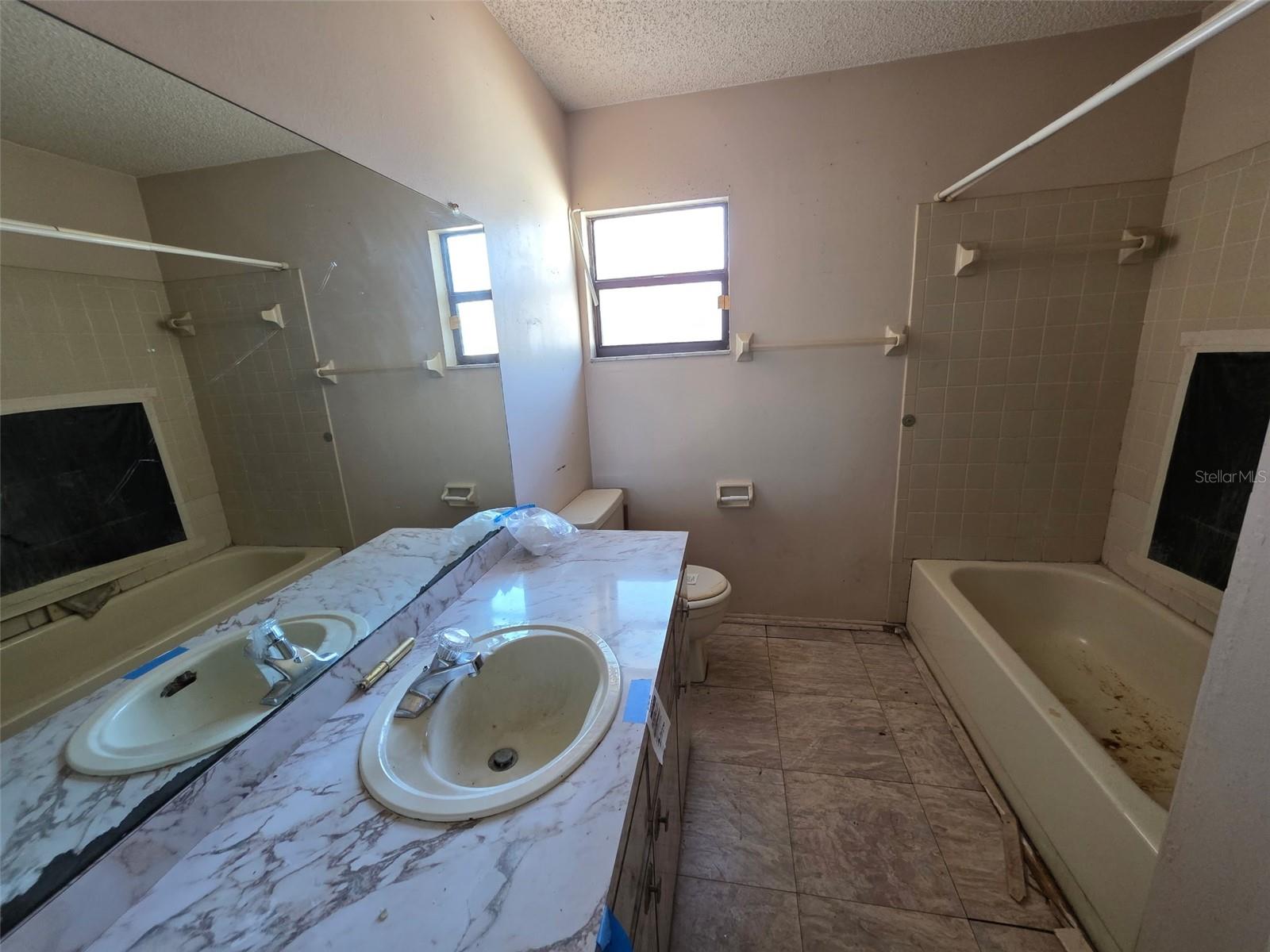 Image 16 of 21 For 1364 Dill Avenue